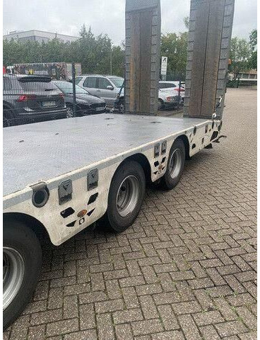 Vega 3-Achser, Hydr. Rampen, Verzinkt, Gelenkt - Semi-remorque surbaissé: photos 4 Vega 3-Achser, Hydr. Rampen, Verzinkt, Gelenkt - Semi-remorque surbaissé: photos 4