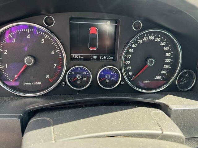Volkswagen Touareg 3.2 V6/ GETRIEBESCHADEN /Motor läuft! - Utilitaire plateau: photos 5 Volkswagen Touareg 3.2 V6/ GETRIEBESCHADEN /Motor läuft! - Utilitaire plateau: photos 5