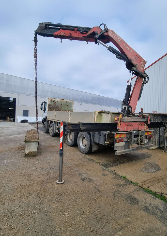 IVECO Trakker - Camion benne, Camion grue: photos 1 IVECO Trakker - Camion benne, Camion grue: photos 1