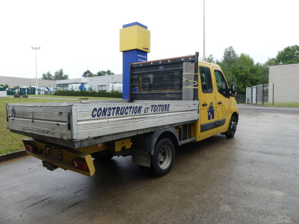 Camionnette plateau double cabine Renault Master DCI150 (2012-171.164 km-VIN:VF1MBH6F346533282) - Autre matériel: photos 4 Camionnette plateau double cabine Renault Master DCI150 (2012-171.164 km-VIN:VF1MBH6F346533282) - Autre matériel: photos 4
