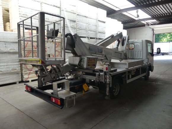 Camionnette nacelle Nissan Cabstar-Multitel MX 250 (2015-58.494 km) (VWASUFF24F5178387) - Camion avec nacelle: photos 3 Camionnette nacelle Nissan Cabstar-Multitel MX 250 (2015-58.494 km) (VWASUFF24F5178387) - Camion avec nacelle: photos 3