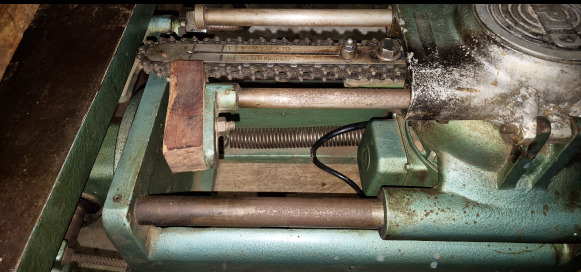 Mortaiseuse RAPID – en parfait état de fonctionnement - Machine à bois: photos 5 Mortaiseuse RAPID – en parfait état de fonctionnement - Machine à bois: photos 5