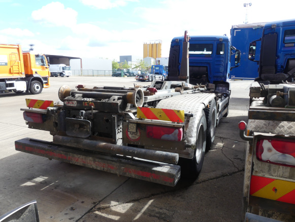 REF:1374 - Camion porte-container MAN TGS (2014-568.806 km) - Camion ampliroll: photos 3 REF:1374 - Camion porte-container MAN TGS (2014-568.806 km) - Camion ampliroll: photos 3