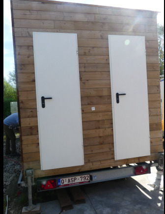 Remorque avec tiny house Syma STA02 - Conteneur comme habitat, Remorque: photos 1 Remorque avec tiny house Syma STA02 - Conteneur comme habitat, Remorque: photos 1
