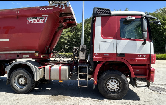 Tracteur routier 4x4 Mercedes Actros 2046 AS (2013 - 648.117 km) - Tracteur routier: photos 3 Tracteur routier 4x4 Mercedes Actros 2046 AS (2013 - 648.117 km) - Tracteur routier: photos 3