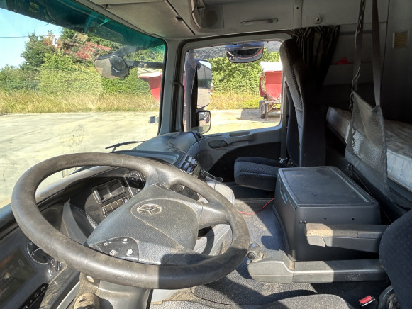 Tracteur routier 6x4 Mercedes Actros 3346 S (2012 - 786.405 km) - Tracteur routier: photos 5 Tracteur routier 6x4 Mercedes Actros 3346 S (2012 - 786.405 km) - Tracteur routier: photos 5