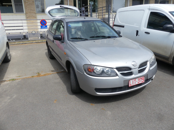 Voiture Nissan Almera (2003-123.640 km) - Voiture: photos 1 Voiture Nissan Almera (2003-123.640 km) - Voiture: photos 1