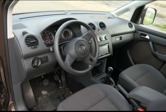 Voiture Volkswagen Caddy (2014-152.805 km) - Voiture: photos 4 Voiture Volkswagen Caddy (2014-152.805 km) - Voiture: photos 4