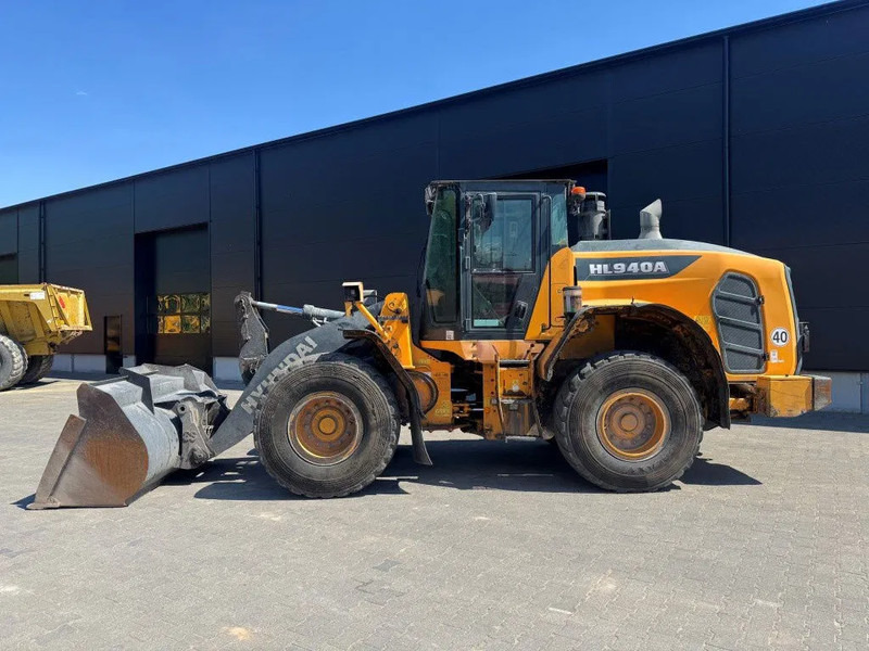 Hyundai HL940A 2021 ! - Chargeuse sur pneus: photos 1 Hyundai HL940A 2021 ! - Chargeuse sur pneus: photos 1