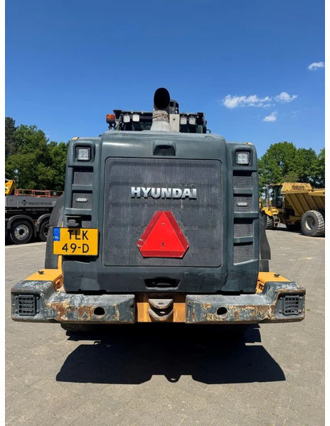 Hyundai HL940A 2021 ! - Chargeuse sur pneus: photos 3 Hyundai HL940A 2021 ! - Chargeuse sur pneus: photos 3