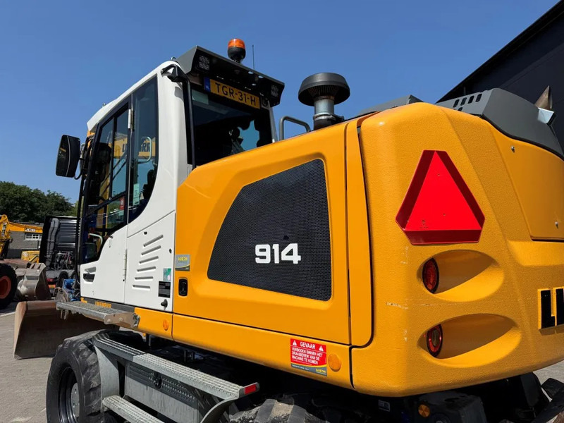 Liebherr A914 2019 7300 uur !! NL MACHINE !! - Pelle sur pneus: photos 4 Liebherr A914 2019 7300 uur !! NL MACHINE !! - Pelle sur pneus: photos 4