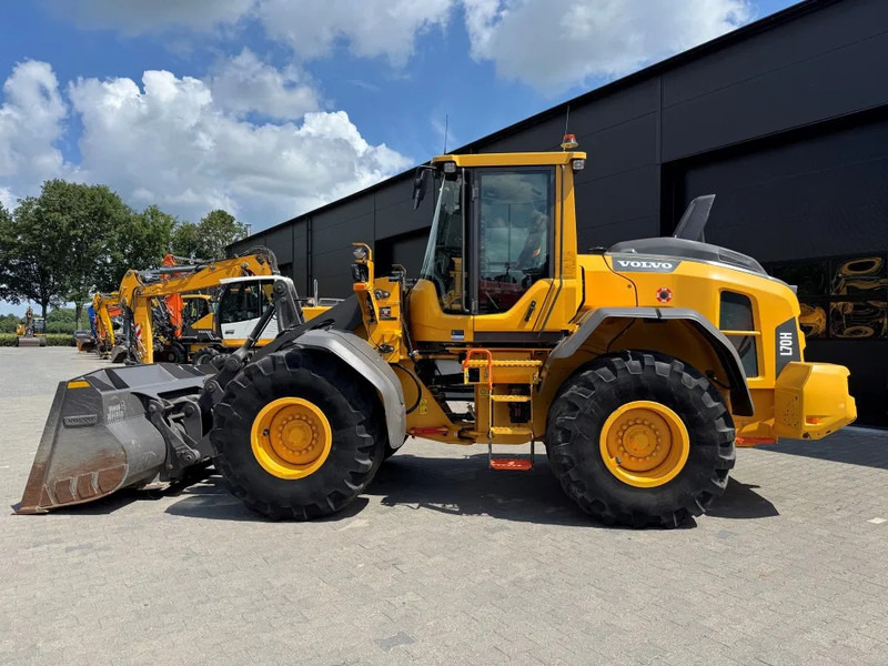 Volvo L70H 2021 1300 uur !! - Chargeuse sur pneus: photos 1 Volvo L70H 2021 1300 uur !! - Chargeuse sur pneus: photos 1