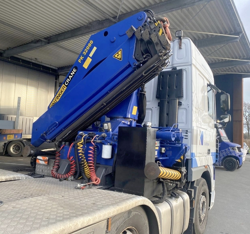 PALFINGER PK 32080 D crane, remote control, only 1575 hours Ladekran, Kran, grue - Accessoire: photos 1 PALFINGER PK 32080 D crane, remote control, only 1575 hours Ladekran, Kran, grue - Accessoire: photos 1