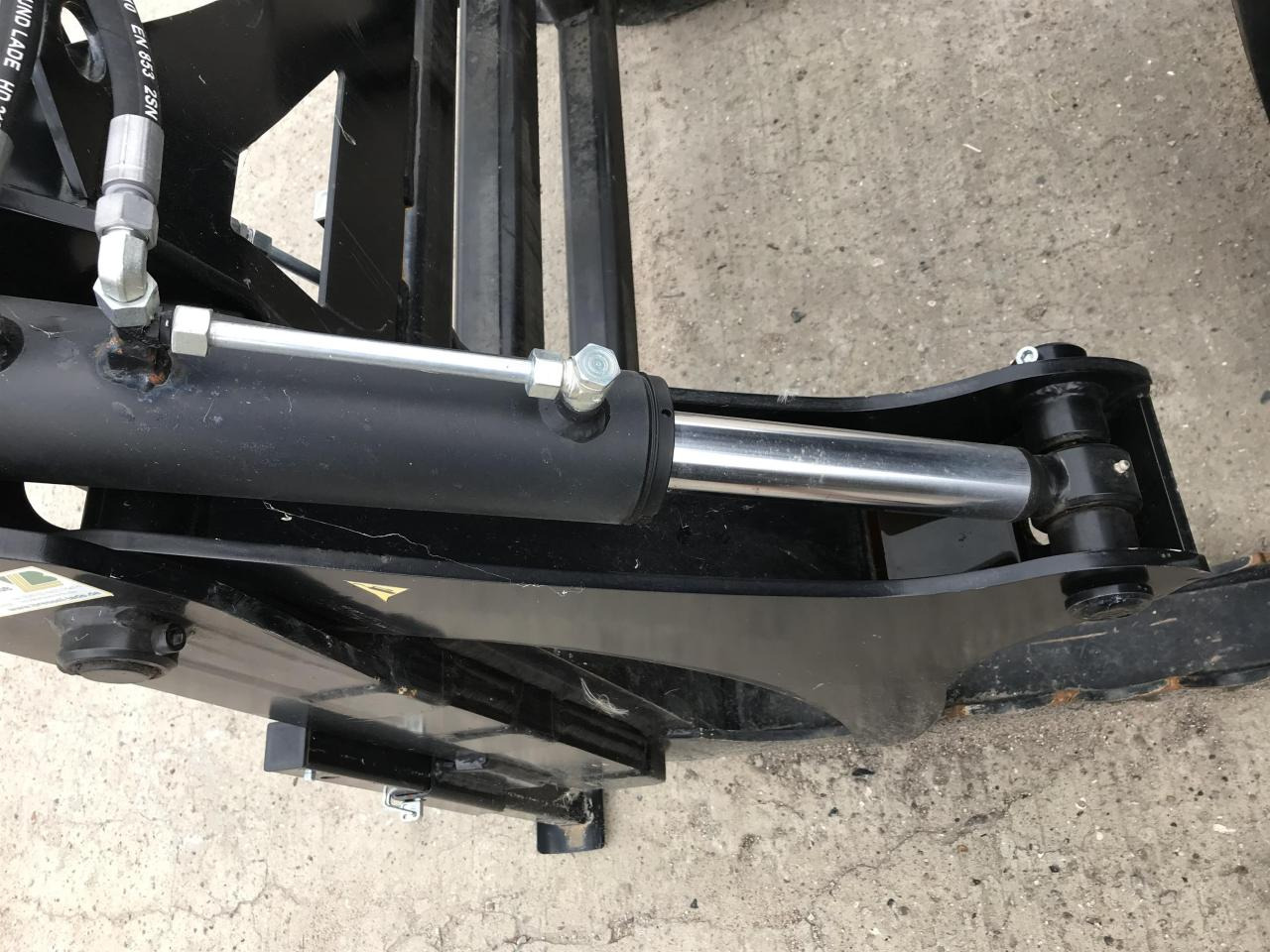 Bressel Poltergabel - Chargeur frontal pour tracteur: photos 5 Bressel Poltergabel - Chargeur frontal pour tracteur: photos 5