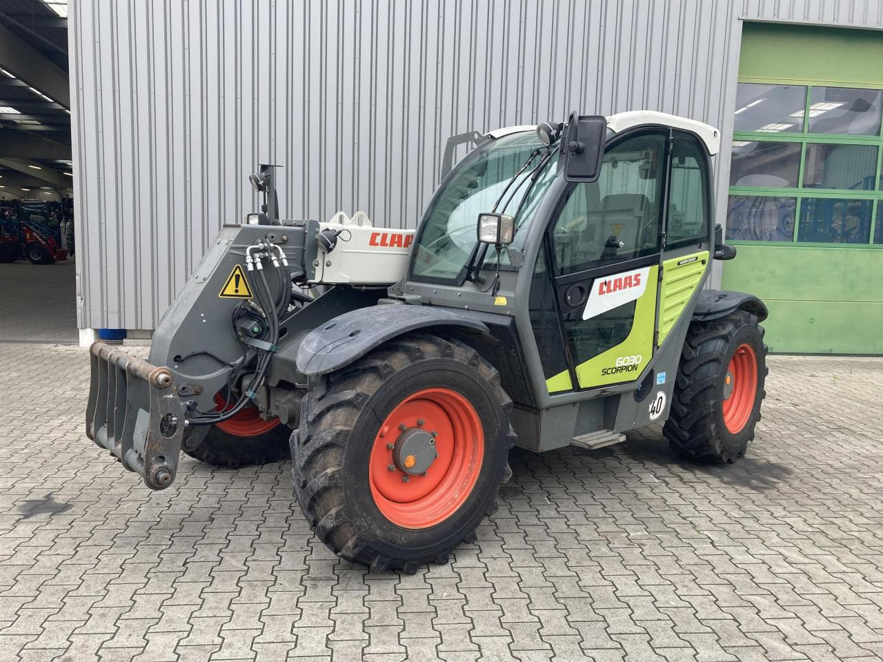 CLAAS 6030 Scorpion - Chariot télescopique: photos 1 CLAAS 6030 Scorpion - Chariot télescopique: photos 1