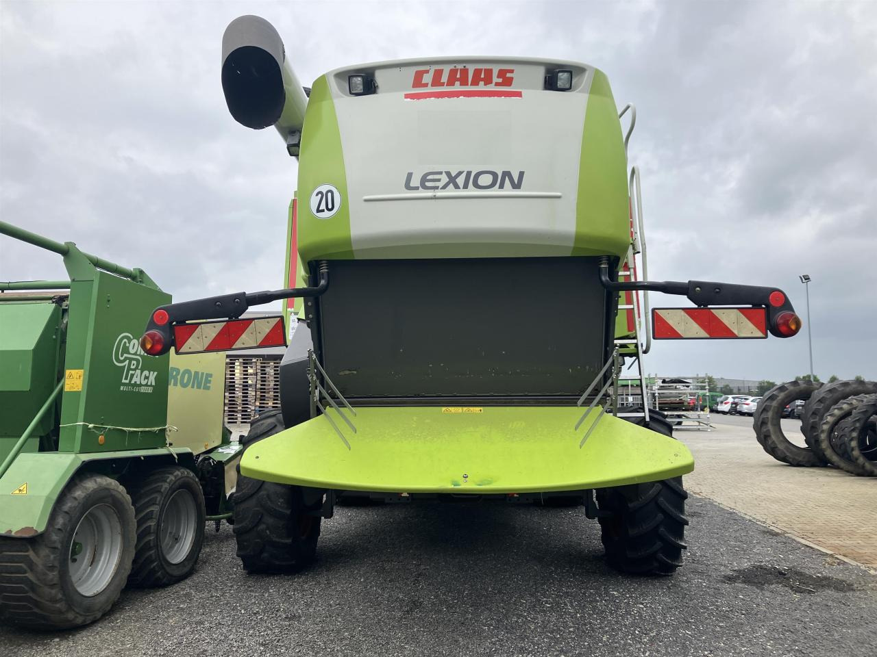 CLAAS Lexion 550 - Moissonneuse-batteuse: photos 3 CLAAS Lexion 550 - Moissonneuse-batteuse: photos 3