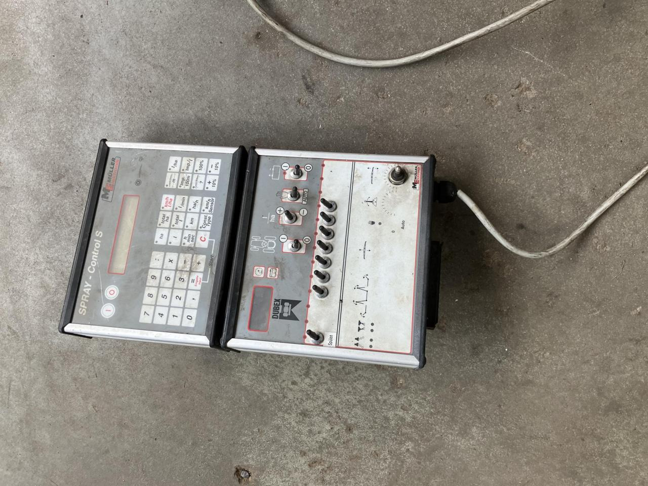 Dubex Junior 2500-27 - Pulvérisateur traîné: photos 5 Dubex Junior 2500-27 - Pulvérisateur traîné: photos 5