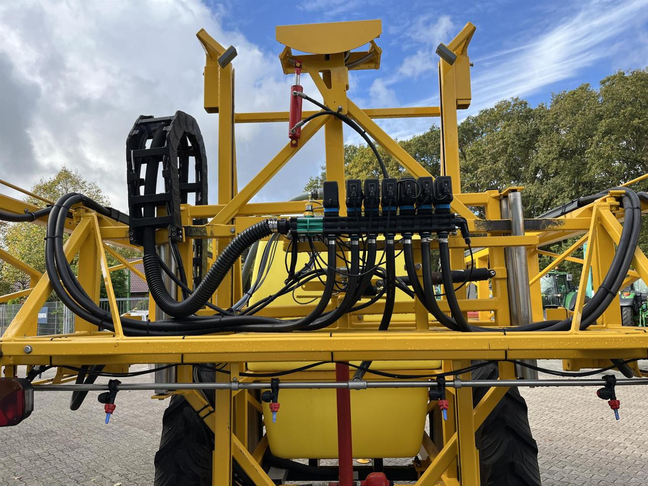 Dubex TYNDOR 2300 ltr. - Pulvérisateur traîné: photos 5 Dubex TYNDOR 2300 ltr. - Pulvérisateur traîné: photos 5