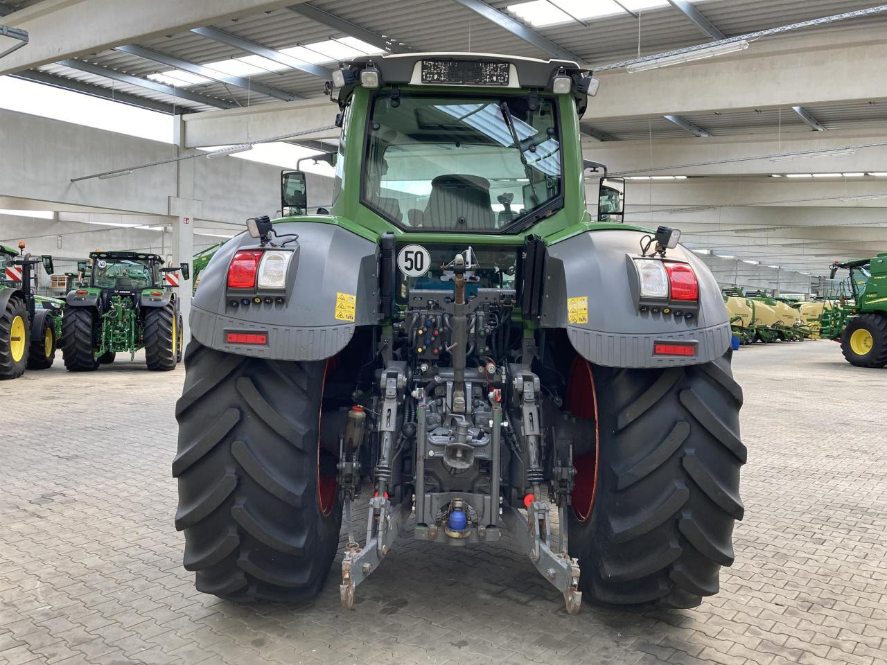 Fendt 828 Profi Plus - Tracteur agricole: photos 4 Fendt 828 Profi Plus - Tracteur agricole: photos 4