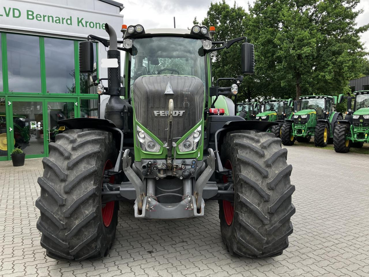 Fendt 828 Vario Profi Plus - Tracteur agricole: photos 3 Fendt 828 Vario Profi Plus - Tracteur agricole: photos 3