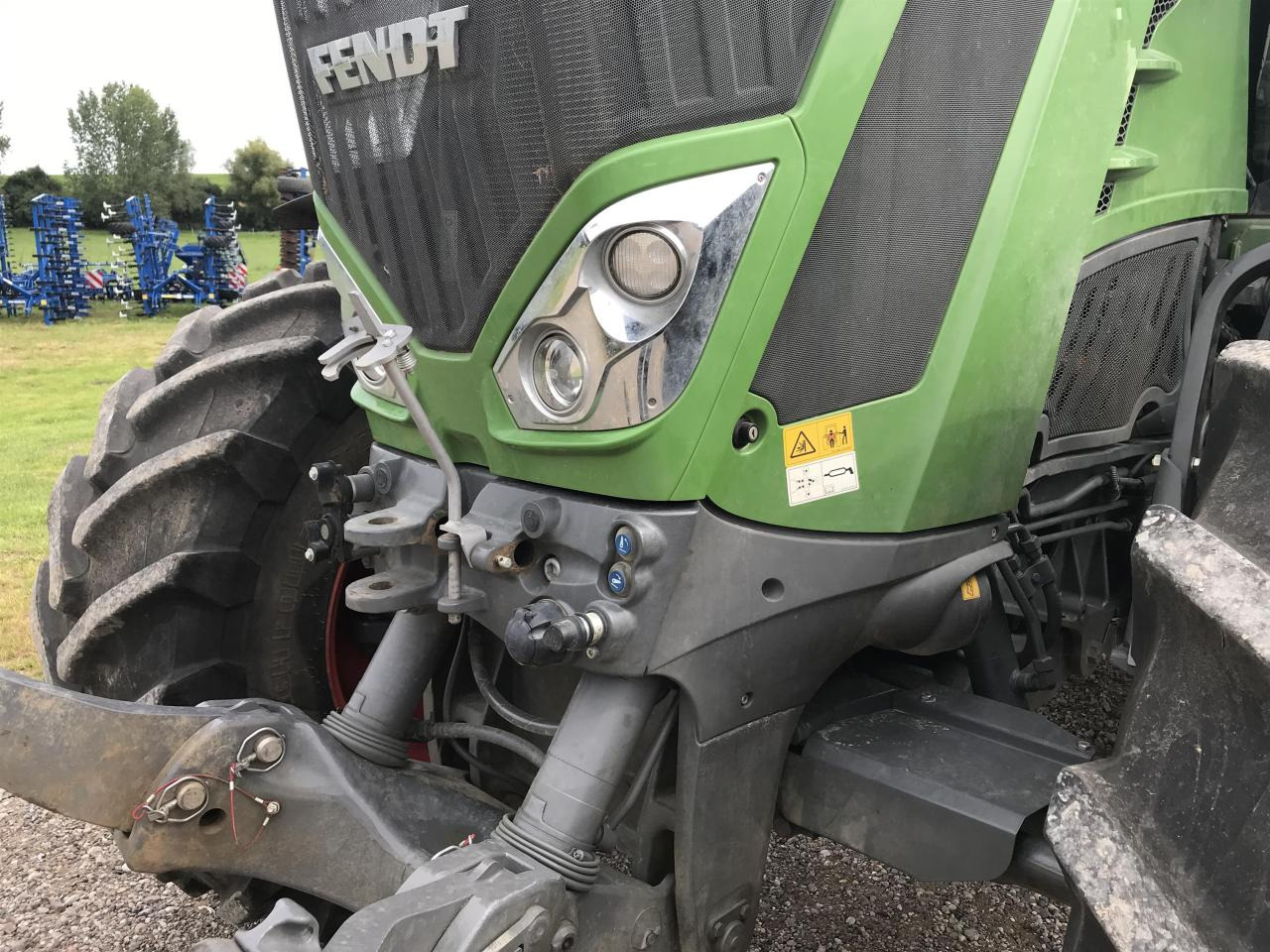 Fendt 828 Vario Profi Plus - Tracteur agricole: photos 5 Fendt 828 Vario Profi Plus - Tracteur agricole: photos 5