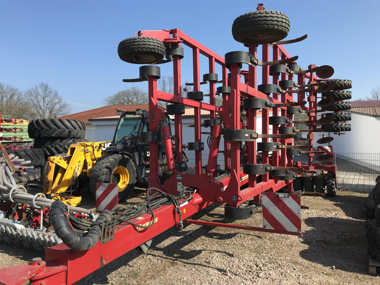 Horsch Tiger 6XL - Bineuse: photos 1 Horsch Tiger 6XL - Bineuse: photos 1