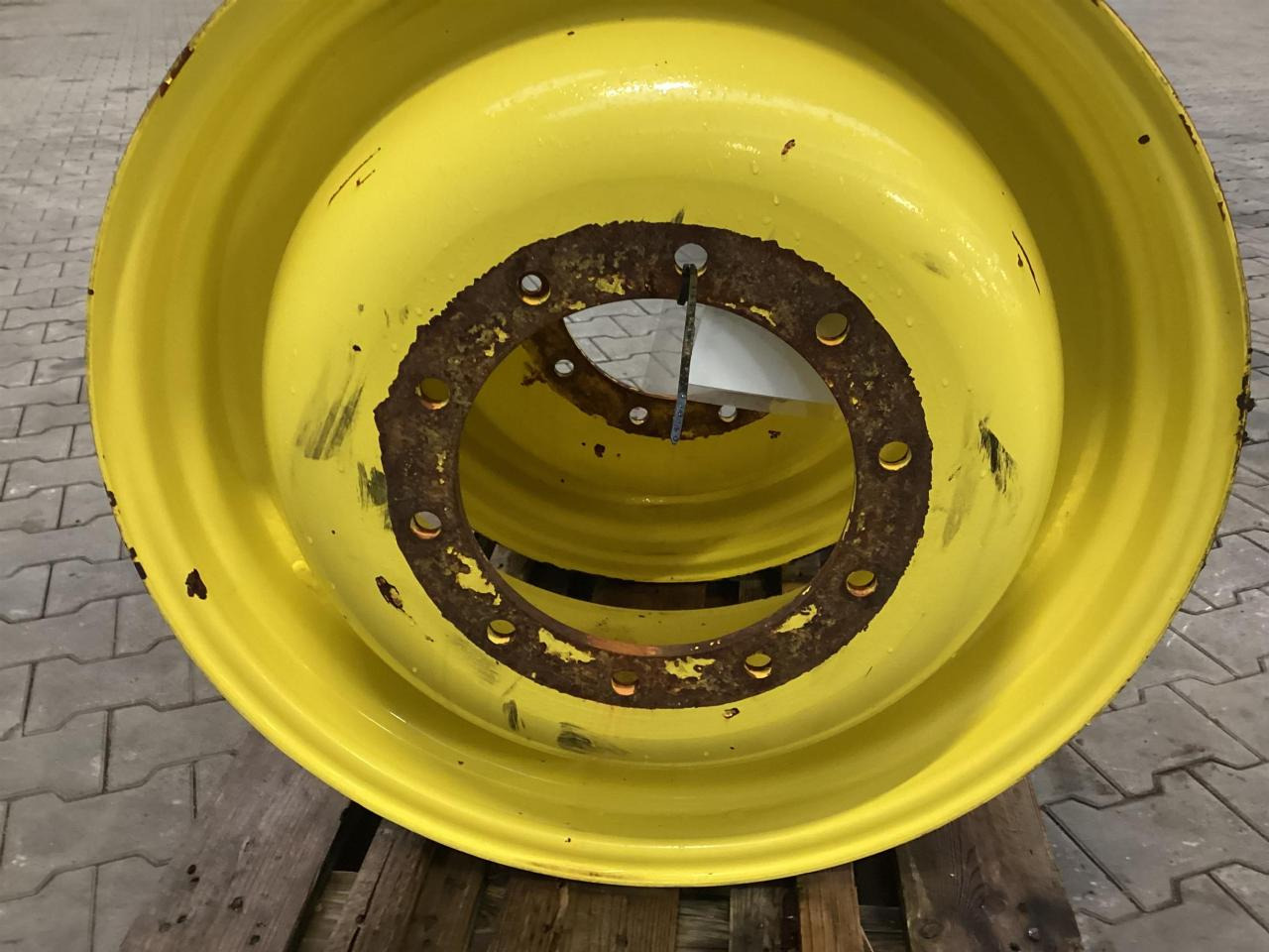 John Deere 15x30 - Pneu pour Machine agricole: photos 3 John Deere 15x30 - Pneu pour Machine agricole: photos 3