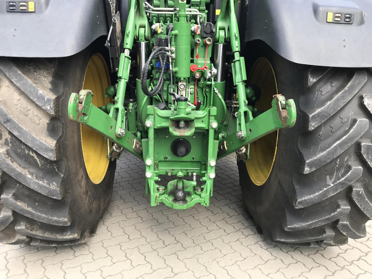 John Deere 6195R - Tracteur agricole: photos 5 John Deere 6195R - Tracteur agricole: photos 5