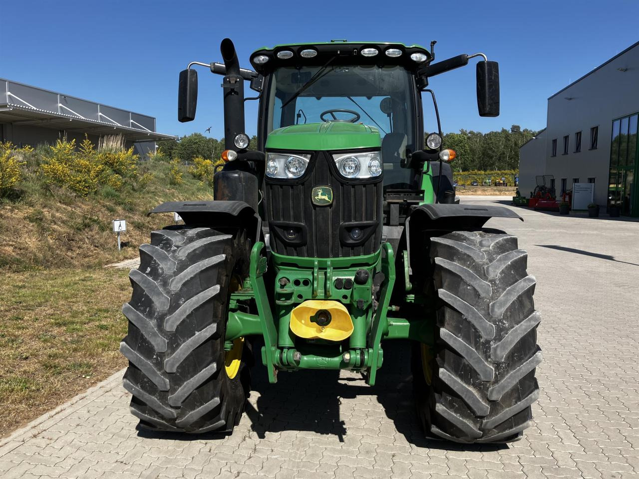 John Deere 6215R - Tracteur agricole: photos 3 John Deere 6215R - Tracteur agricole: photos 3