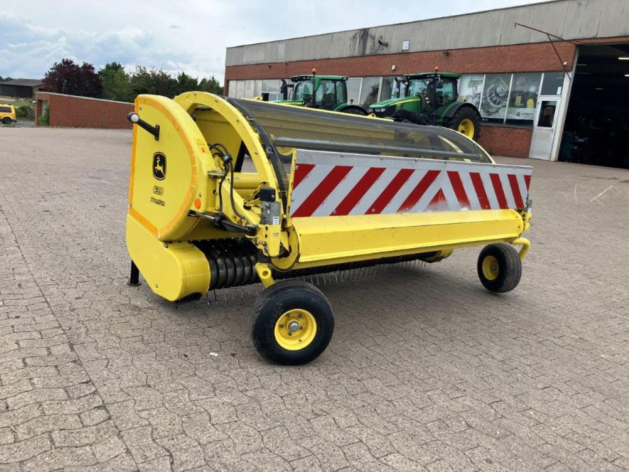 John Deere 639 - Accessoire aux ensileuses: photos 4 John Deere 639 - Accessoire aux ensileuses: photos 4