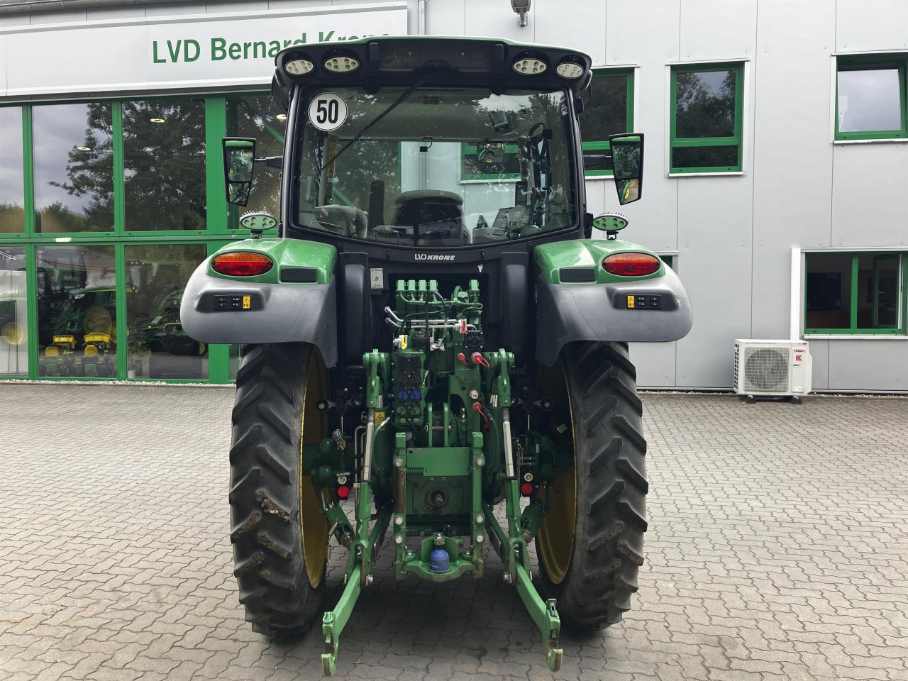 John Deere 6R 130 - Tracteur agricole: photos 5 John Deere 6R 130 - Tracteur agricole: photos 5