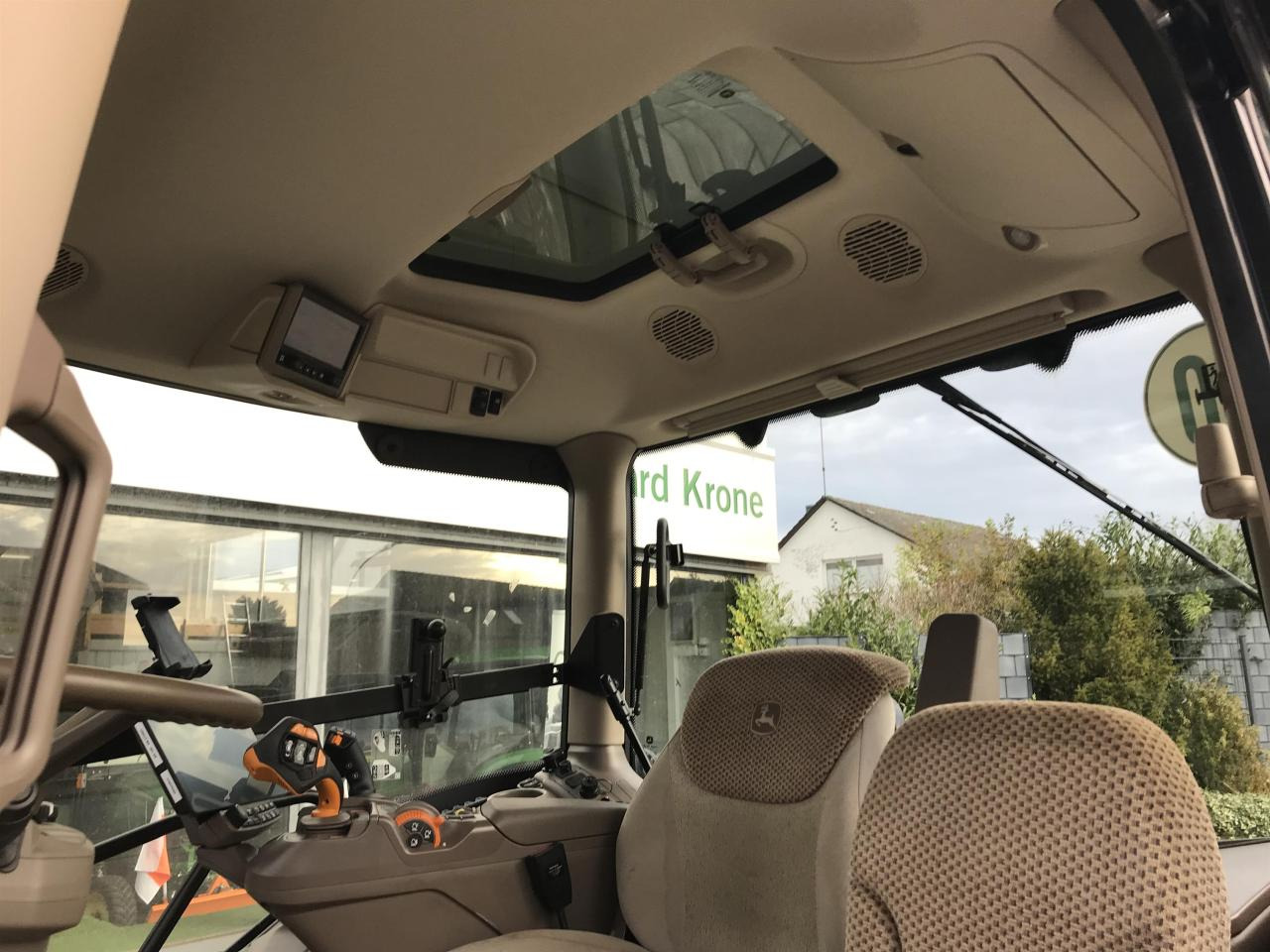 John Deere 6R 140 - Tracteur agricole: photos 3 John Deere 6R 140 - Tracteur agricole: photos 3