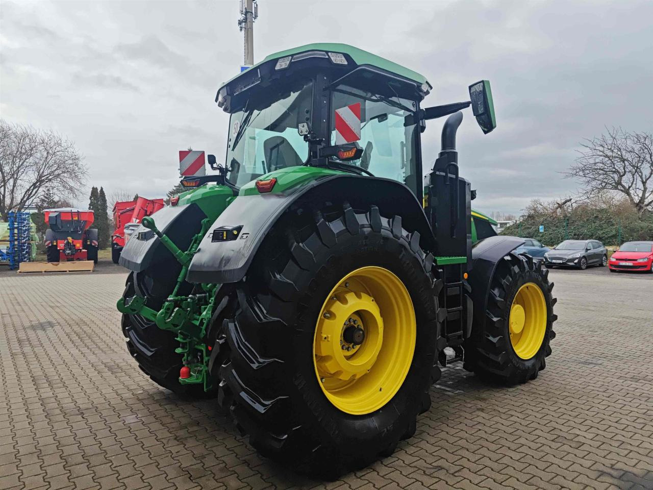 John Deere 7R 330 - Tracteur agricole: photos 4 John Deere 7R 330 - Tracteur agricole: photos 4