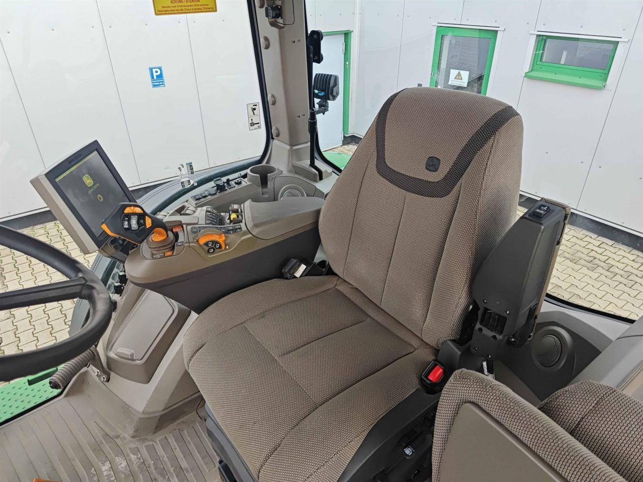 Tracteur agricole John Deere 7R 330: photos 10