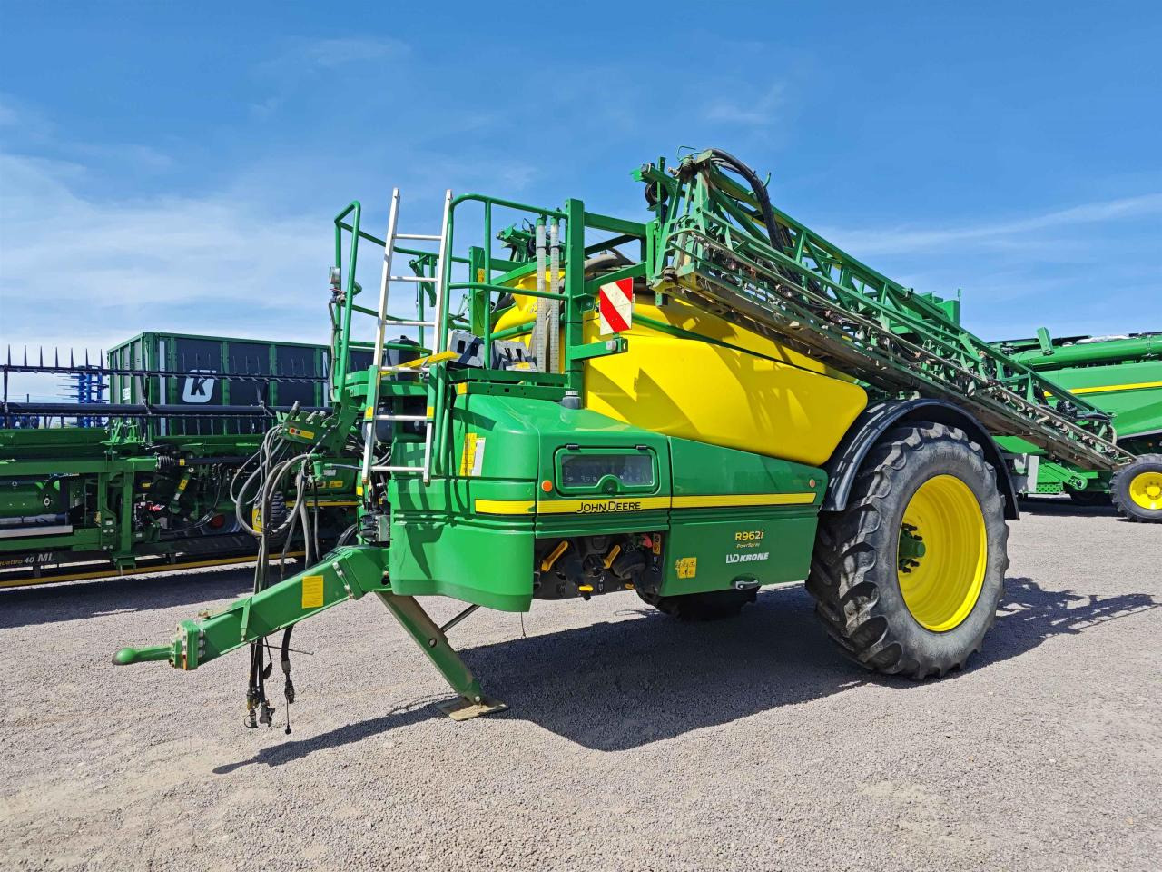 John Deere R962i - Pulvérisateur traîné: photos 1 John Deere R962i - Pulvérisateur traîné: photos 1