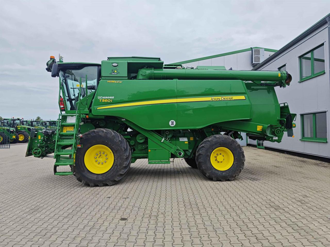 John Deere T560 Hillmaster - Moissonneuse-batteuse: photos 4 John Deere T560 Hillmaster - Moissonneuse-batteuse: photos 4