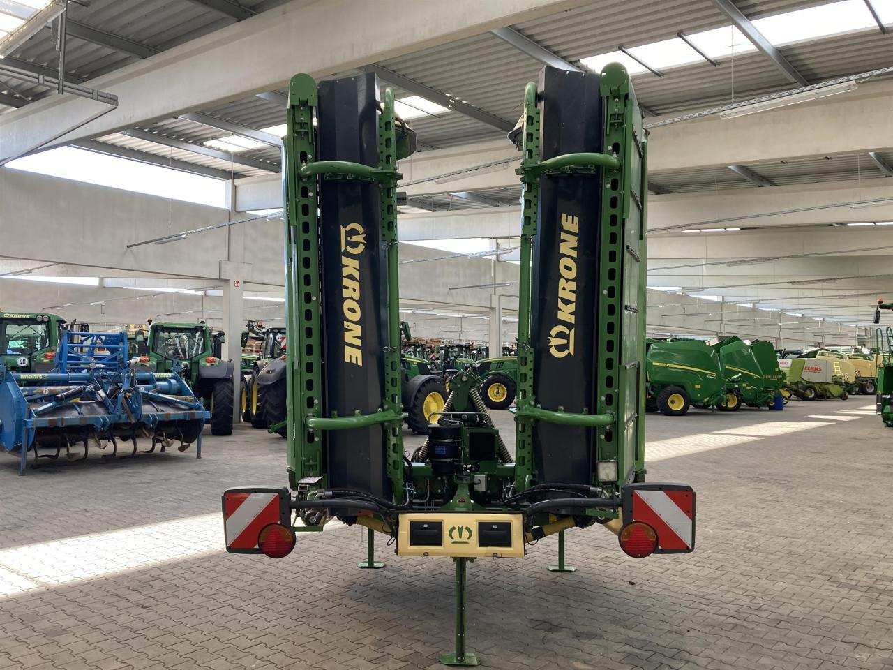 Krone EC B 870 CV Collect - Faucheuse: photos 4 Krone EC B 870 CV Collect - Faucheuse: photos 4