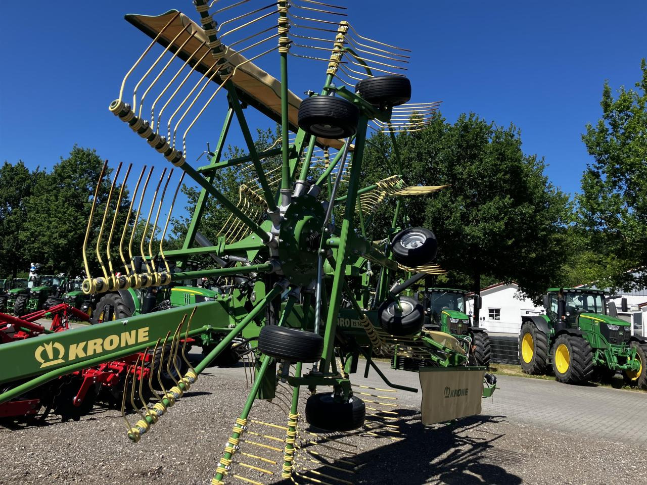 Krone Swadro TS 740 Twin en crédit-bail Krone Swadro TS 740 Twin: photos 7