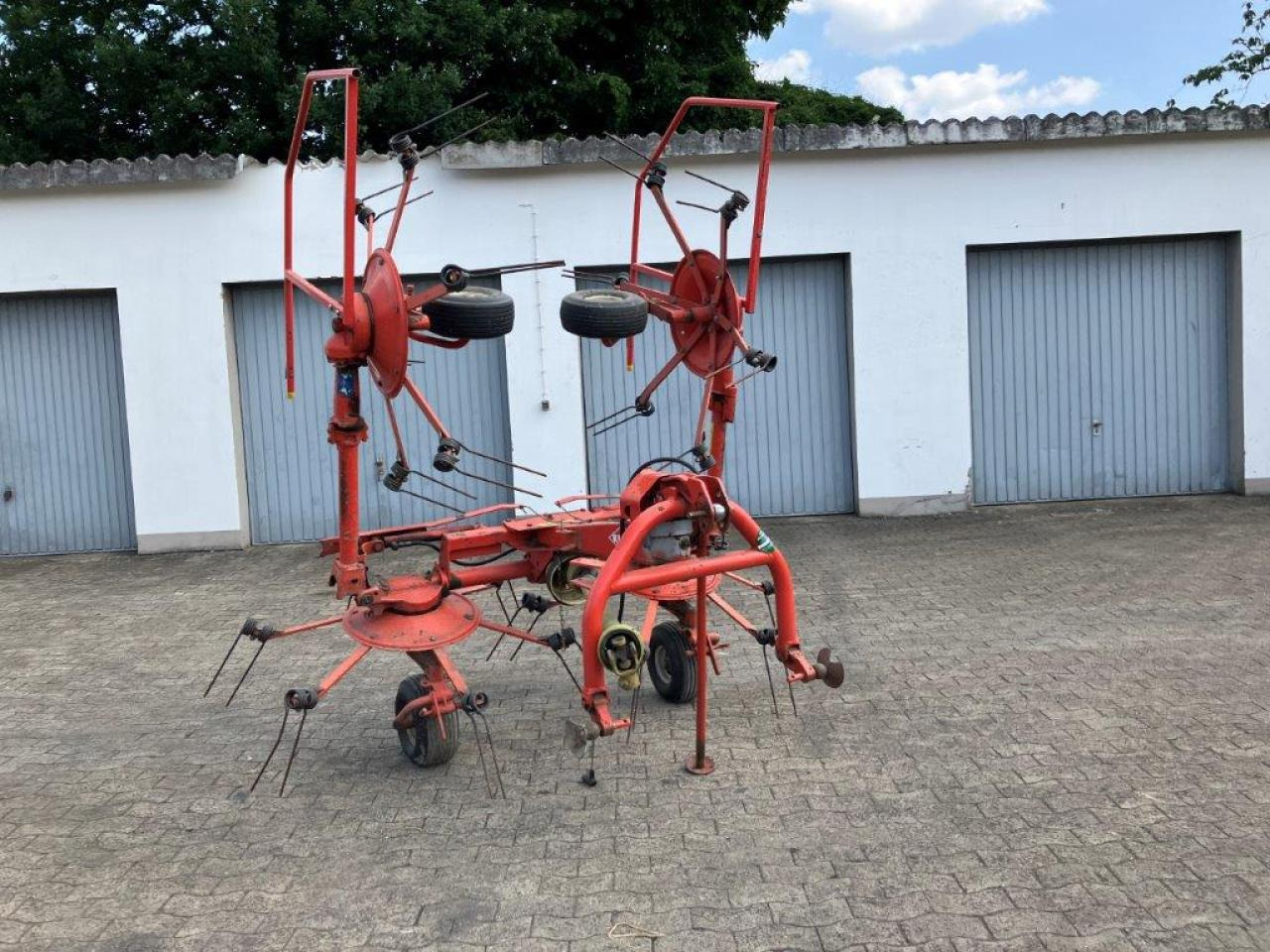 Kuhn GF 5001 MH - Faneuse: photos 1 Kuhn GF 5001 MH - Faneuse: photos 1