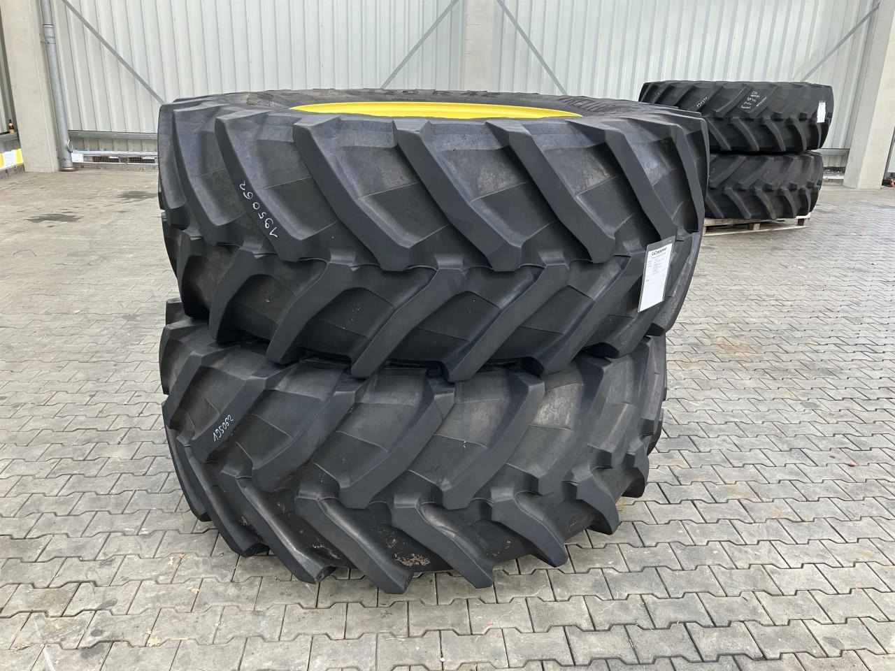 Trelleborg 710/70R42 - Pneu pour Machine agricole: photos 2 Trelleborg 710/70R42 - Pneu pour Machine agricole: photos 2