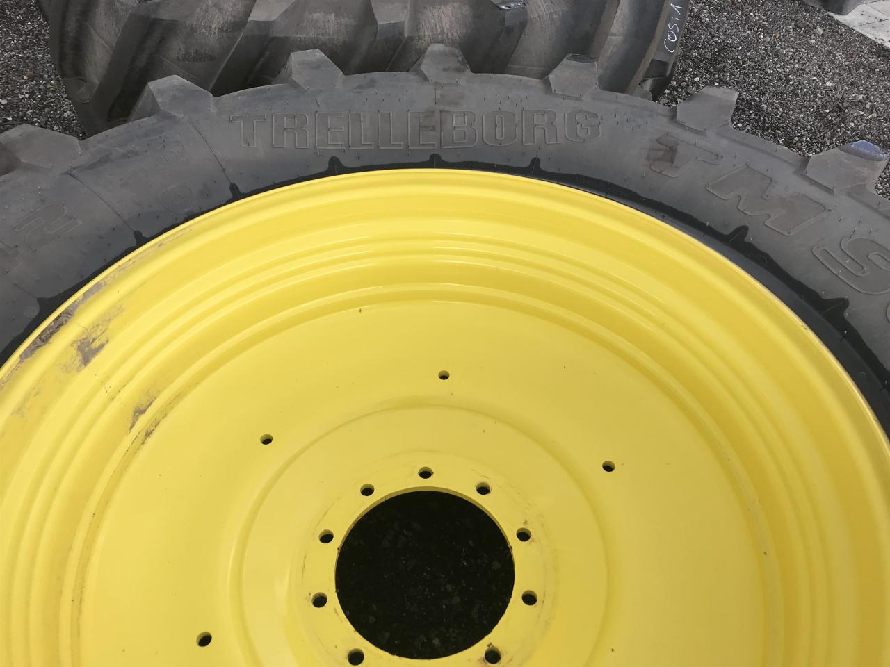 Trelleborg 710/70R42 - Pneu pour Machine agricole: photos 2 Trelleborg 710/70R42 - Pneu pour Machine agricole: photos 2