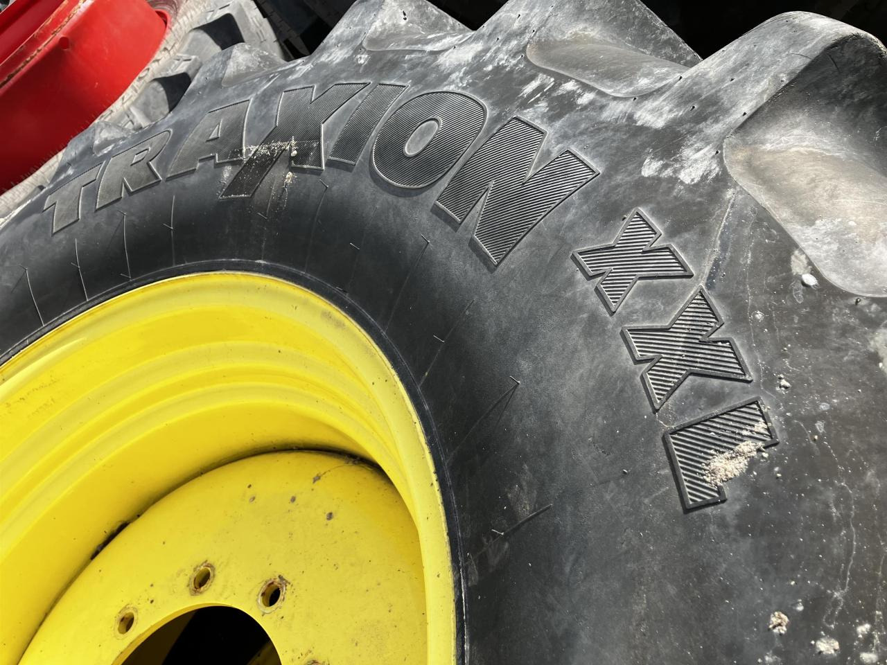 Vredestein 600/70R30 - Pneu pour Machine agricole: photos 5 Vredestein 600/70R30 - Pneu pour Machine agricole: photos 5