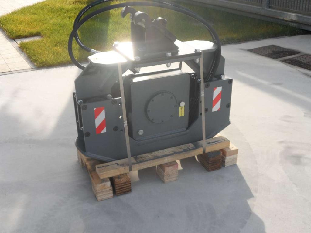 CM CM Crusher PV 20.40 - Plaque vibrante, Accessoire: photos 2 CM CM Crusher PV 20.40 - Plaque vibrante, Accessoire: photos 2
