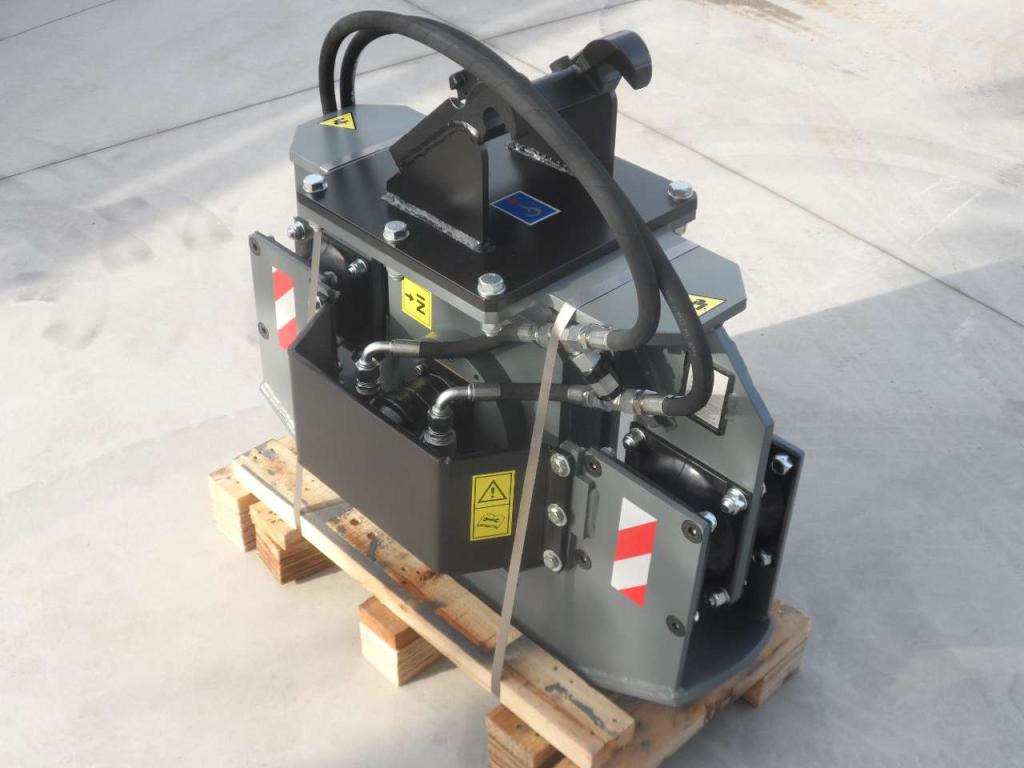 CM CM Crusher PV 20.40 - Plaque vibrante, Accessoire: photos 1 CM CM Crusher PV 20.40 - Plaque vibrante, Accessoire: photos 1