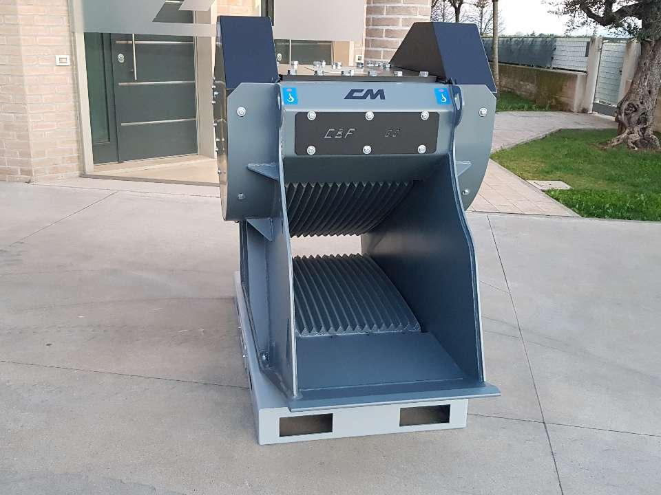 CM Crusher CBF 60 Crusher Bucket - Godet pour Pelle: photos 3 CM Crusher CBF 60 Crusher Bucket - Godet pour Pelle: photos 3