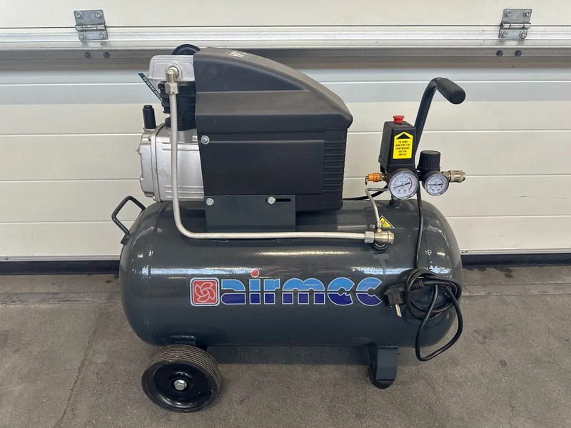 Airmec FIAC 2 PK 170 L / min 8 Bar Elektrische Zuigercompressor Overstock - Compresseur d'air: photos 1 Airmec FIAC 2 PK 170 L / min 8 Bar Elektrische Zuigercompressor Overstock - Compresseur d'air: photos 1