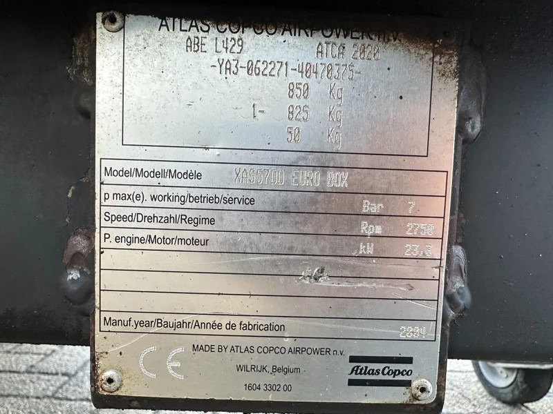 Atlas-Copco XAS 57 DD Deutz 3 m3 / min 23 kW 7 Bar Mobiele Diesel Compressor op aanhanger - Compresseur d'air: photos 3 Atlas-Copco XAS 57 DD Deutz 3 m3 / min 23 kW 7 Bar Mobiele Diesel Compressor op aanhanger - Compresseur d'air: photos 3