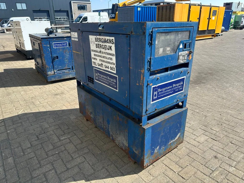 Groupe électrogène Denyo Kubota Mecc Alte Spa 13 kVA Silent generatorset: photos 5