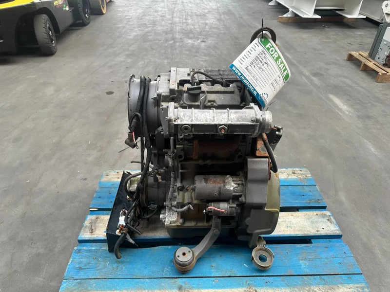Deutz F2L 1011 Diesel Motor 20.5 kW 28 PK 2 cylinder diesel Engine - Moteur pour Matériel de manutention: photos 1 Deutz F2L 1011 Diesel Motor 20.5 kW 28 PK 2 cylinder diesel Engine - Moteur pour Matériel de manutention: photos 1