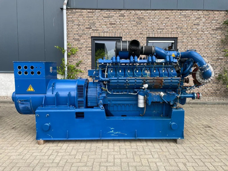 Deutz Gasset 800 / 1110 kVA Stamford generatorset - Groupe électrogène: photos 2 Deutz Gasset 800 / 1110 kVA Stamford generatorset - Groupe électrogène: photos 2